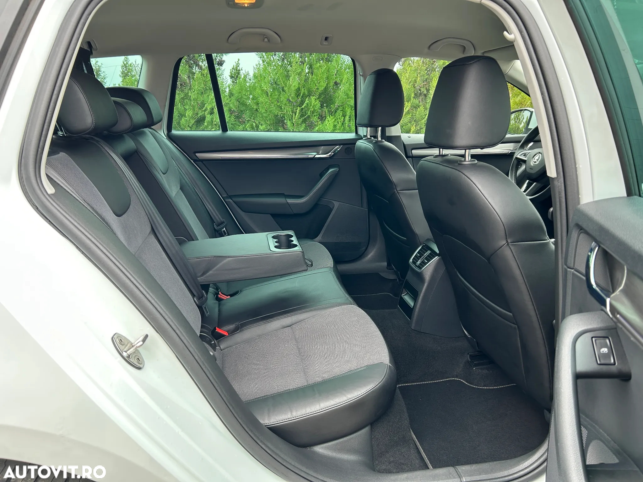 Skoda Octavia Combi 1.5 TSI ACT DSG Style - 15