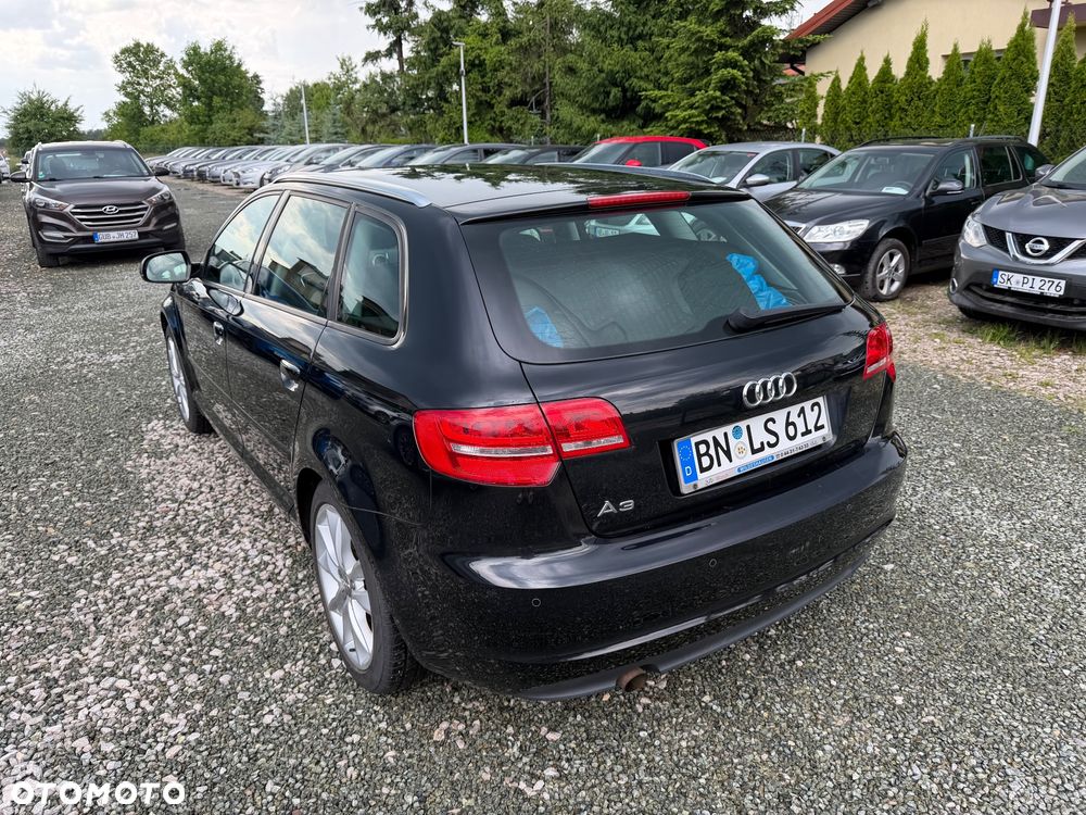 Audi A3 Sportback 1.6 Ambition - 4