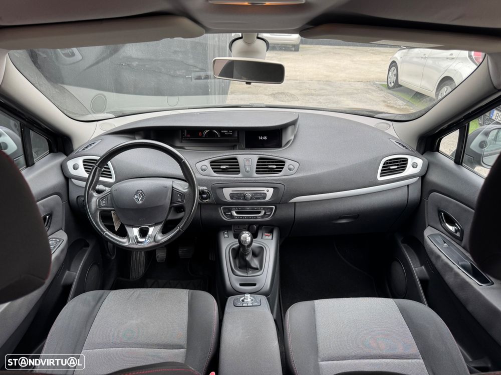 Renault Grand Scénic - 13