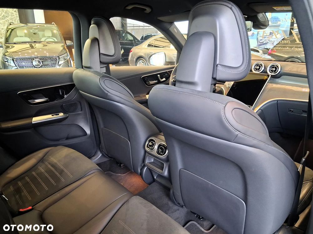 Mercedes-Benz GLC 220 d 4-Matic - 24