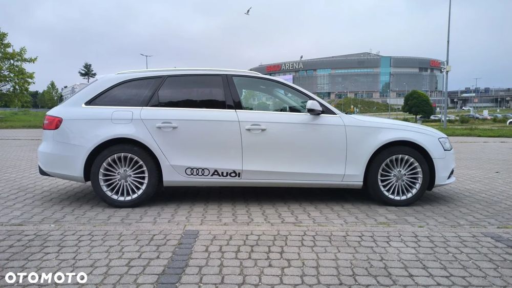 Audi A4 Avant - 4