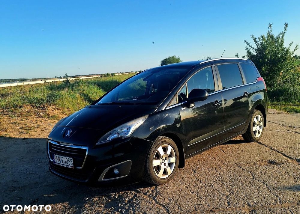 Peugeot 5008 - 9