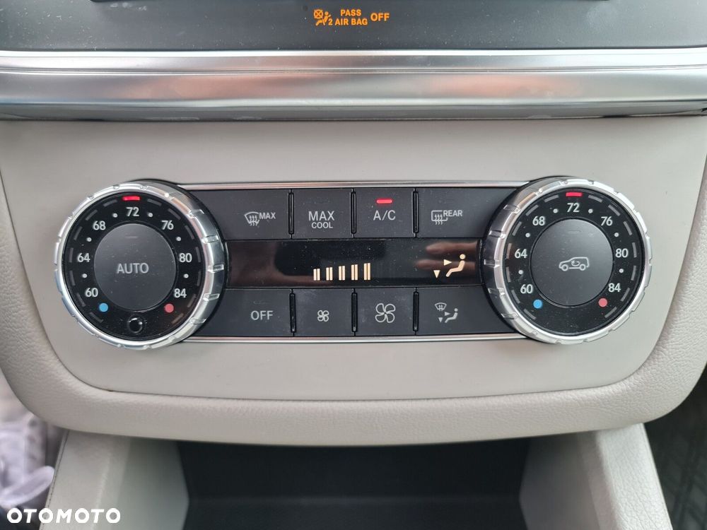 Mercedes-Benz ML 350 BlueTec 4-Matic - 25