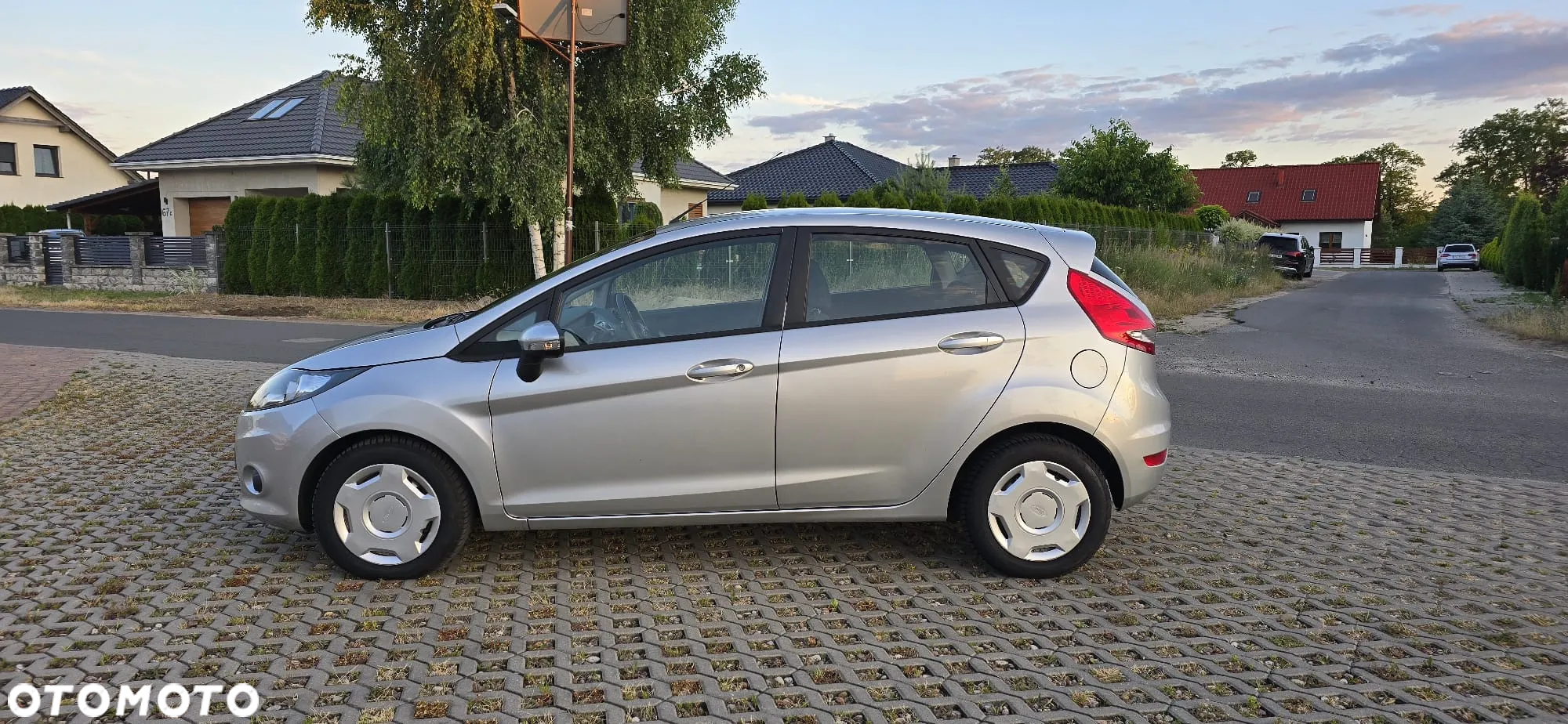 Ford Fiesta 1.4 TDCi Ambiente - 10