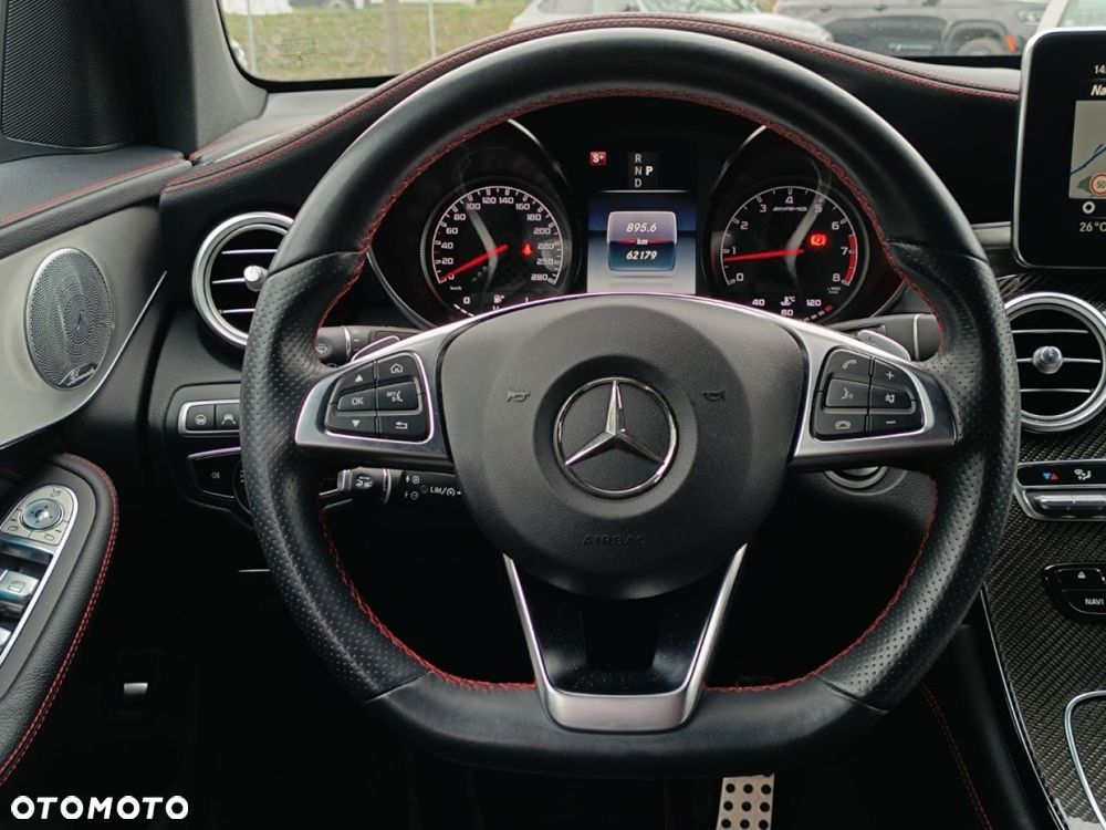 Mercedes-Benz GLC - 22