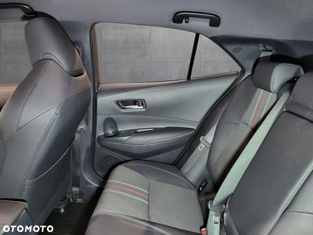 Toyota Corolla - 16