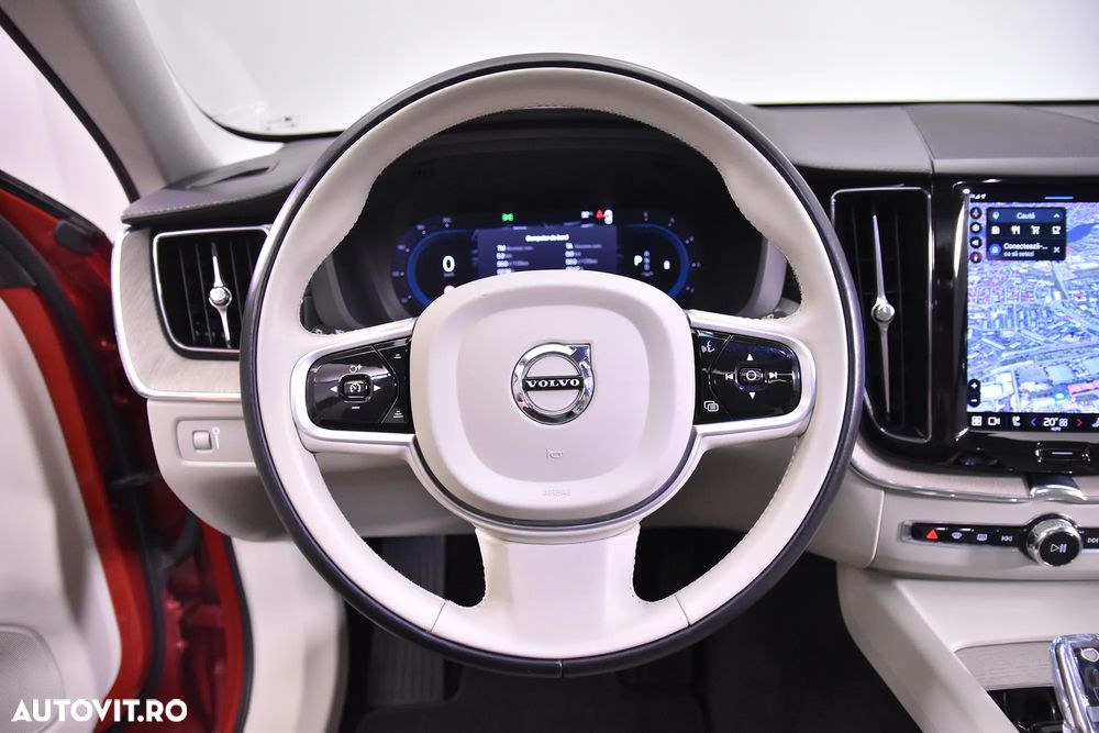 Volvo XC 60 B4 MHEV Inscription - 16