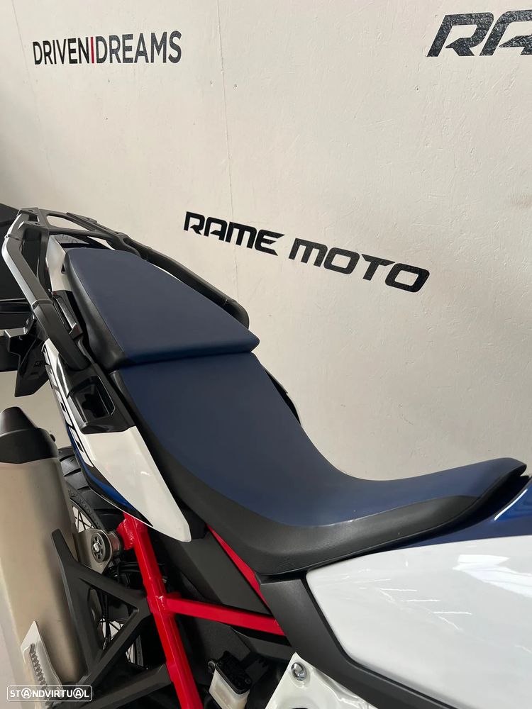 Honda Africa Twin 1100 - 12