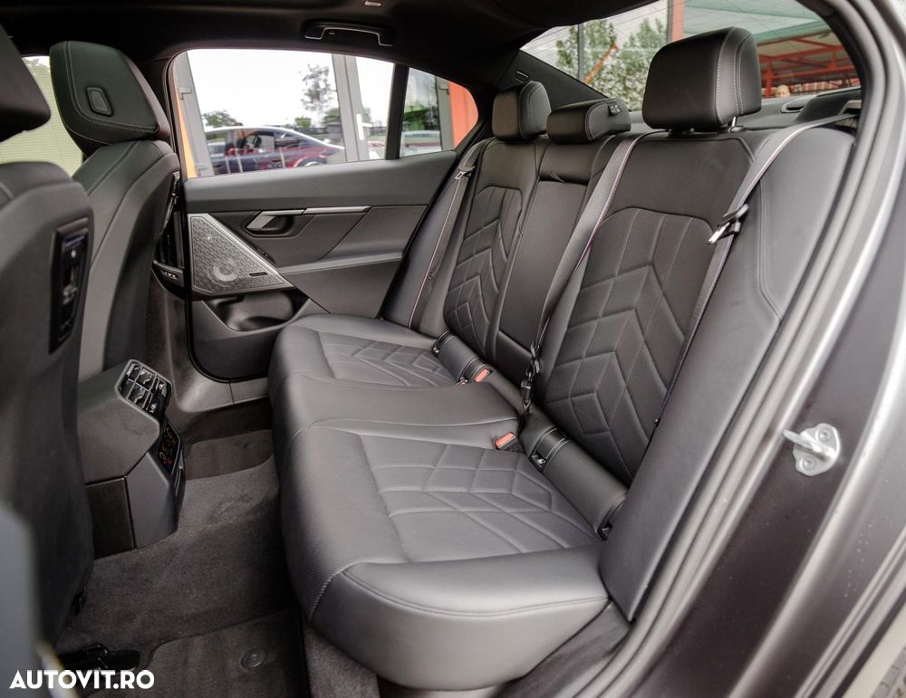 BMW Seria 5 520d xDrive AT MHEV - 22
