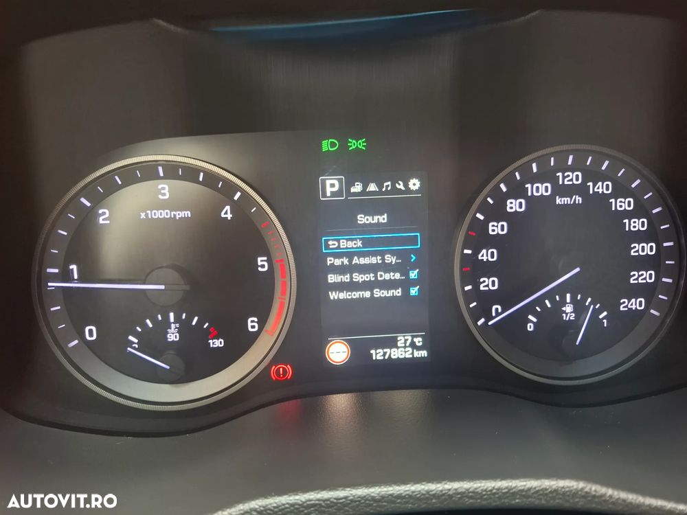 Hyundai Tucson 2.0 CRDI 4WD 6AT Luxury Pack+ - 10
