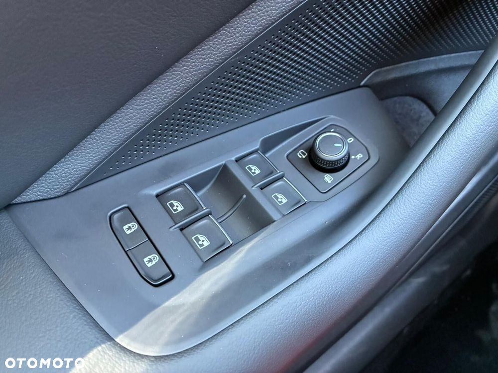 Volkswagen Passat - 23