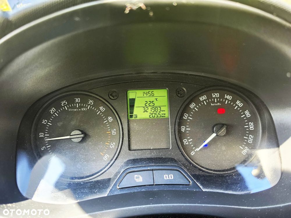 Skoda Fabia 1.6 TDI DPF Ambition - 21