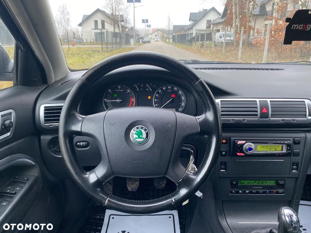 Skoda Superb 2.0 TDI Active - 20