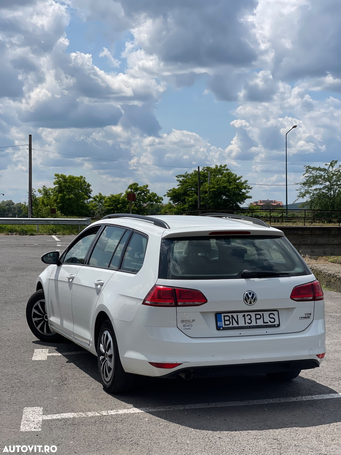 Volkswagen Golf - 4