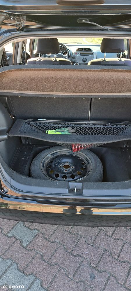 Honda Jazz ver-1-4-i--vtec-elegance - 17