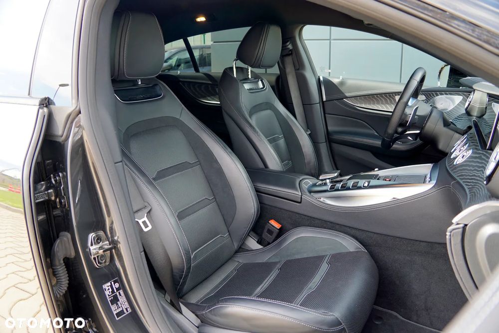 Mercedes-Benz AMG GT 53 4-Matic+ - 25