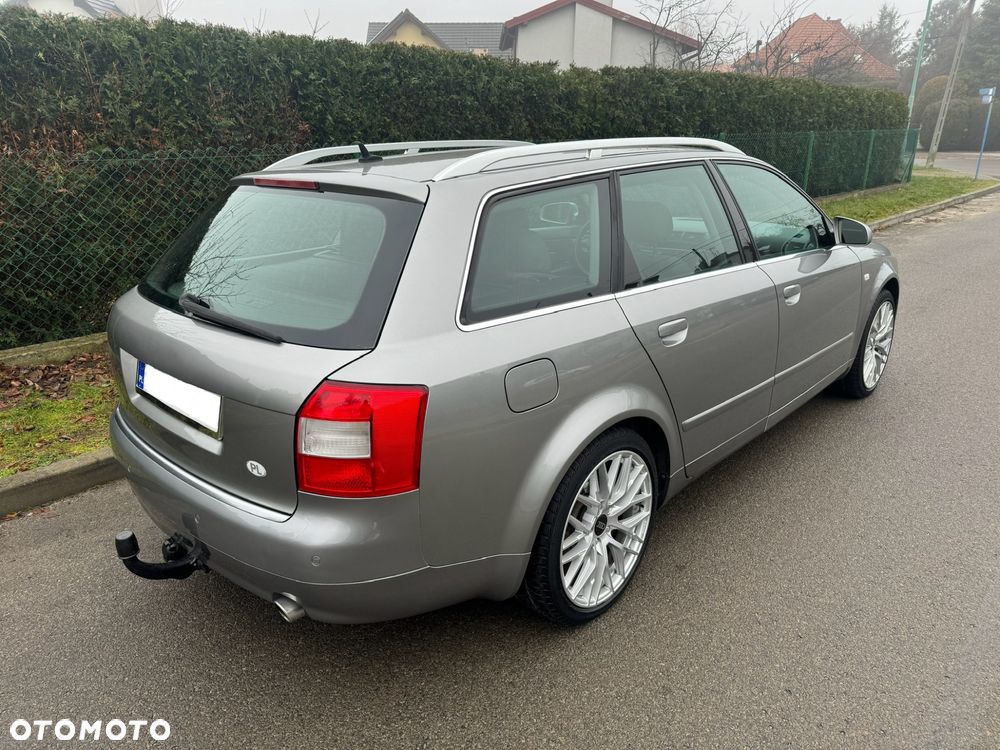 Audi A4 Avant - 13
