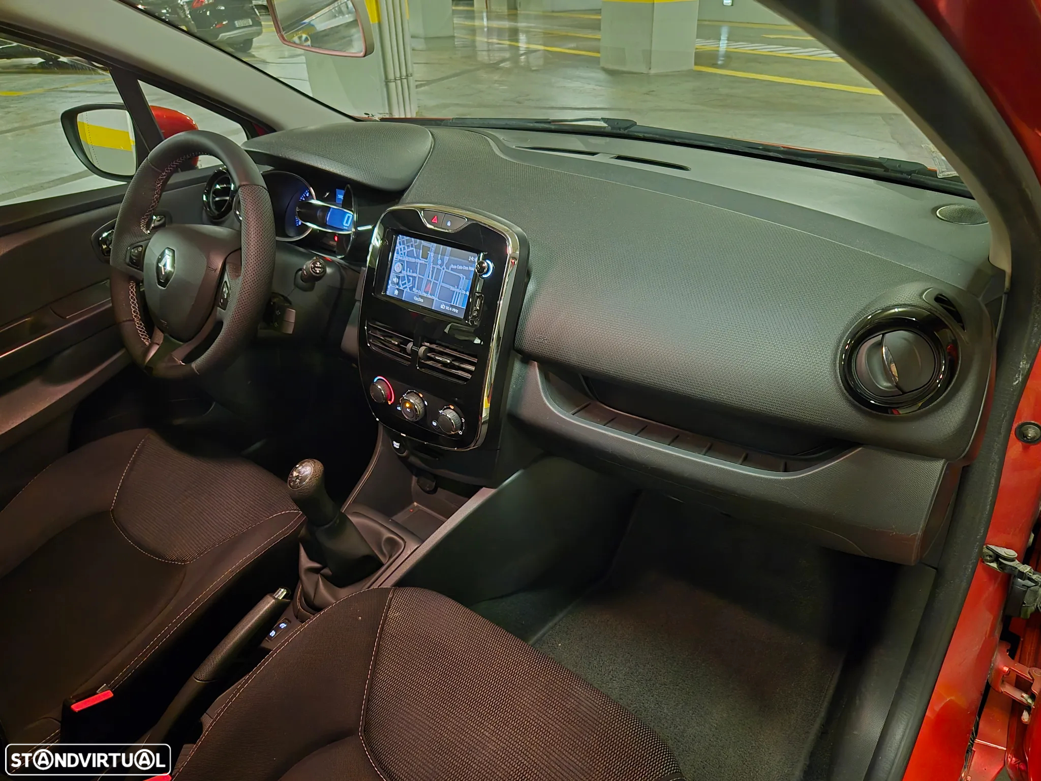 Renault Clio 0.9 TCE Dynamique S - 43