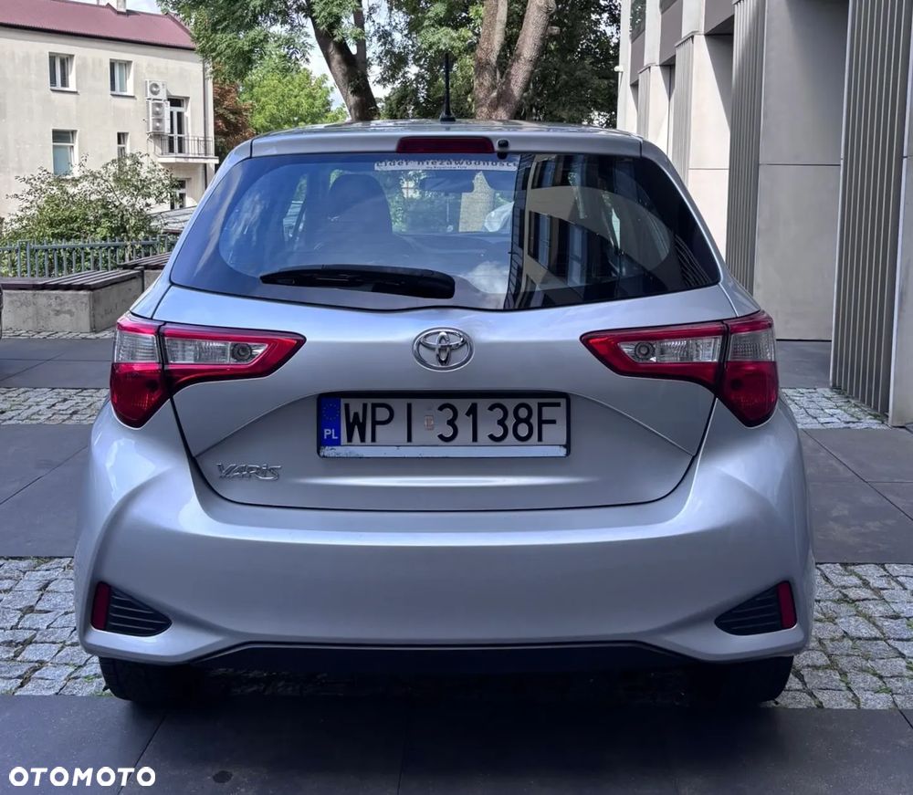 Toyota Yaris 1.5 Premium - 5
