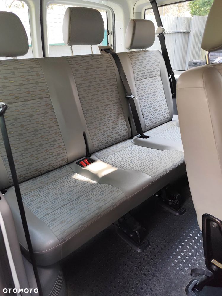 Volkswagen Transporter L1H1 - 12