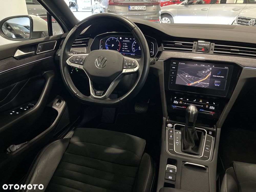 Volkswagen Passat Variant 2.0 TDI 4Mot Elegance DSG - 14