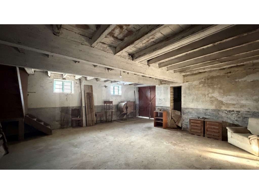 Moradia de Traça Antiga Próxima do Centro da Cidade - AVEIRO - Grande imagem: 3/13