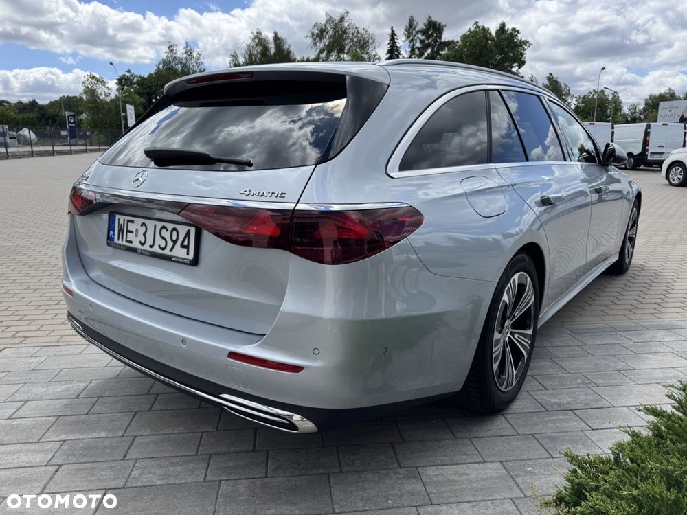 Mercedes-Benz Klasa E 200 mHEV 4-Matic Avantgarde 9G-Tronic - 5
