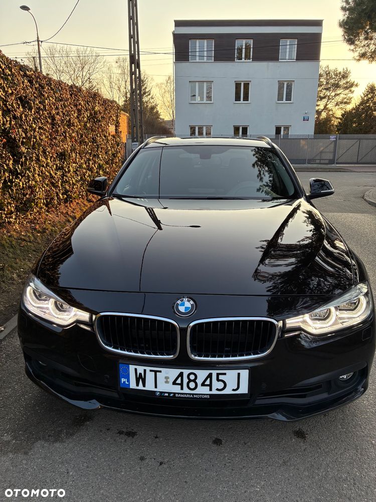 BMW Seria 3 320i Advantage - 2