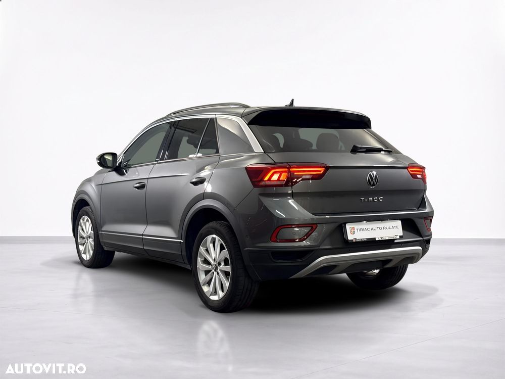 Volkswagen T-Roc - 4