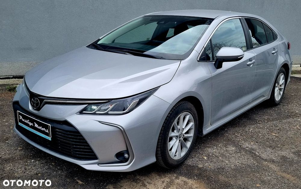 Toyota Corolla - 1