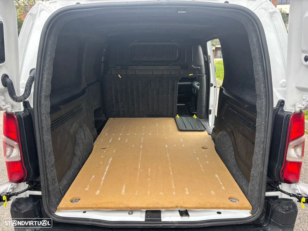 Opel Combo 1.5 102cv 3 LUG - LONGA - AC - IVA DEDUTÍVEL - 14