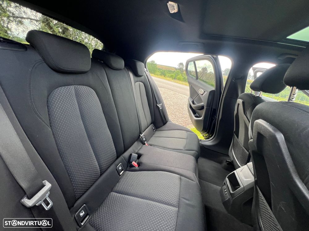 BMW 118 i Aut. Advantage - 13