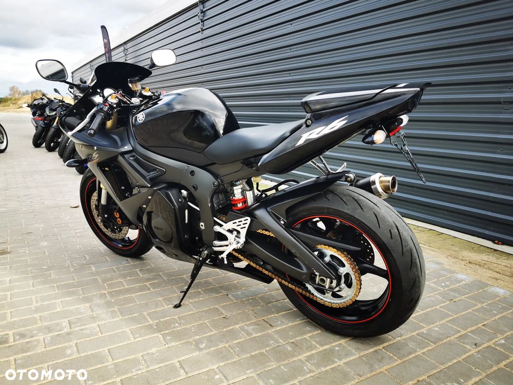 Yamaha R6 - 3