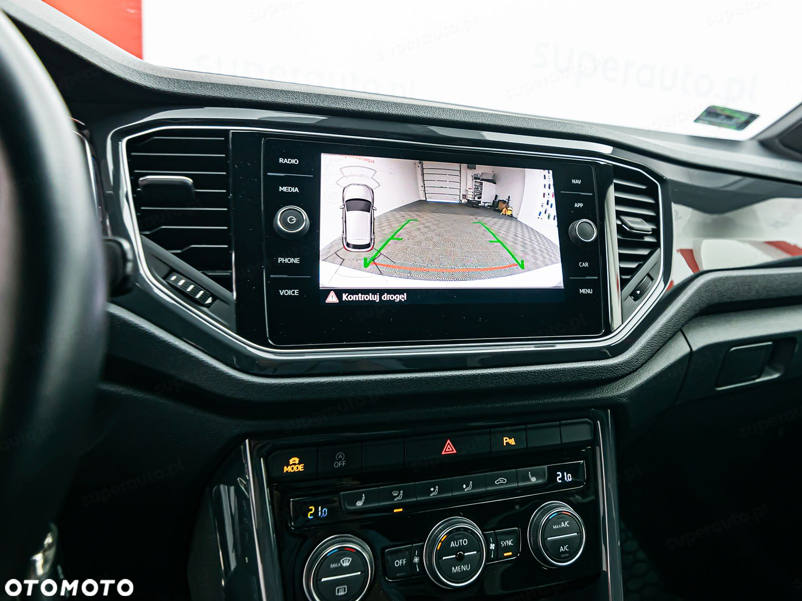 Volkswagen T-Roc 1.5 TSI ACT Premium - 17