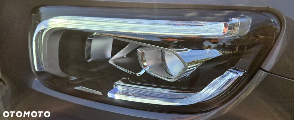 Mercedes-Benz GLB 200 d 8G-DCT AMG Line - 23