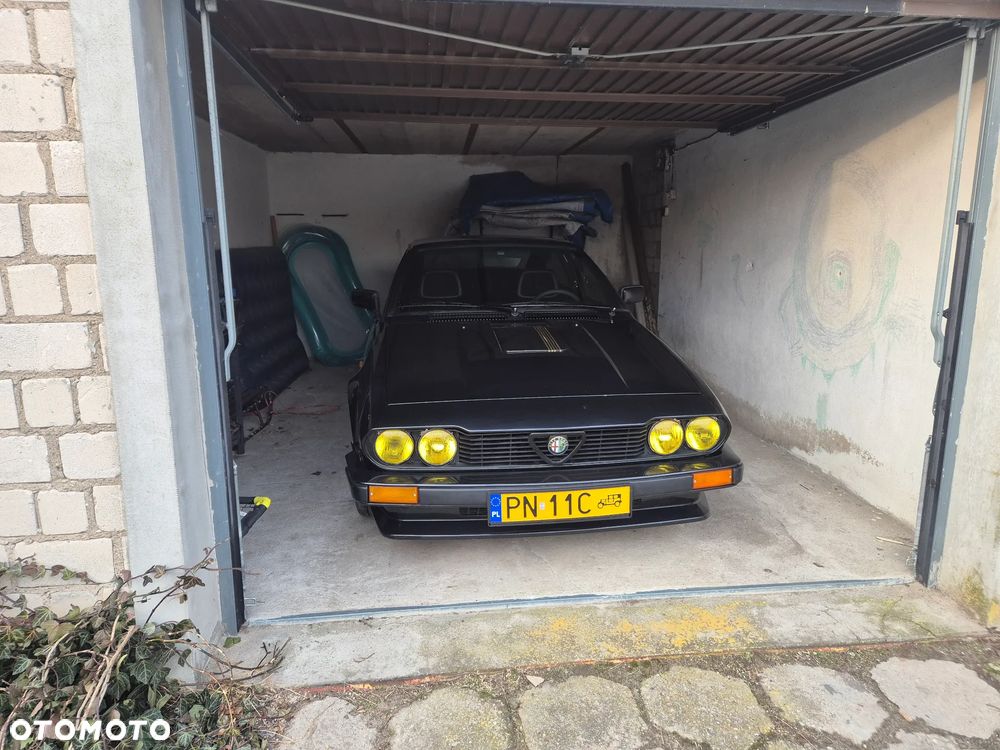Alfa Romeo GTV - 13
