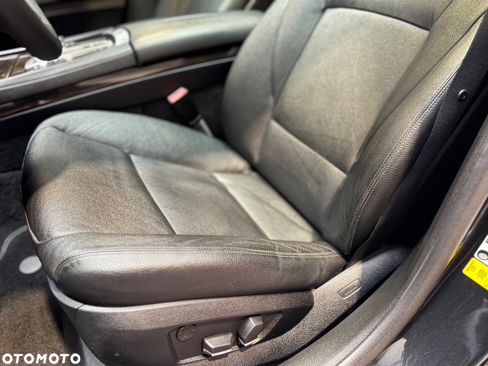 BMW Seria 7 740Li - 11
