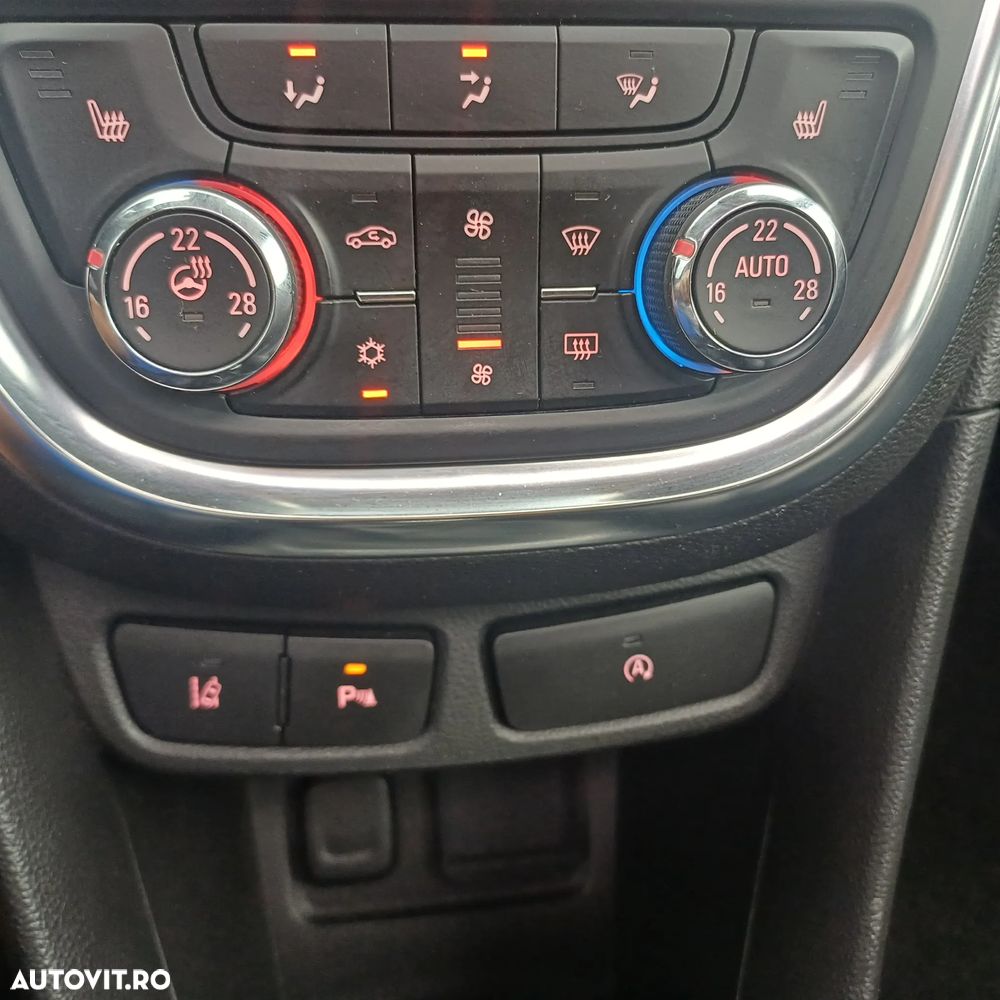 Opel Mokka 1.6 CDTI ECOFLEX Start/Stop Innovation - 17
