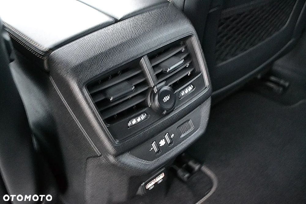 Peugeot 5008 2.0 BlueHDI GT S&S EAT8 - 21