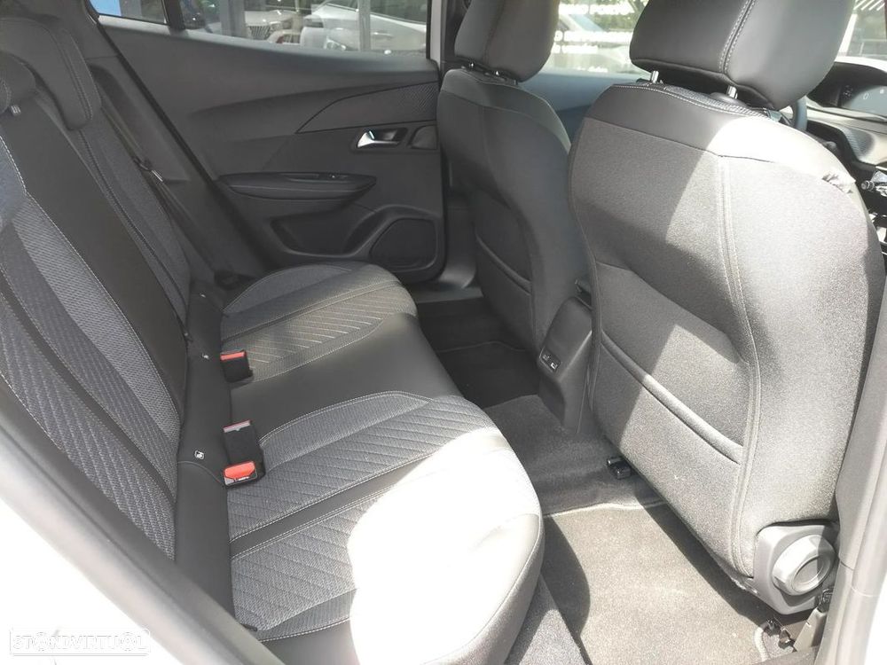 Peugeot 2008 1.2 PureTech Allure - 10