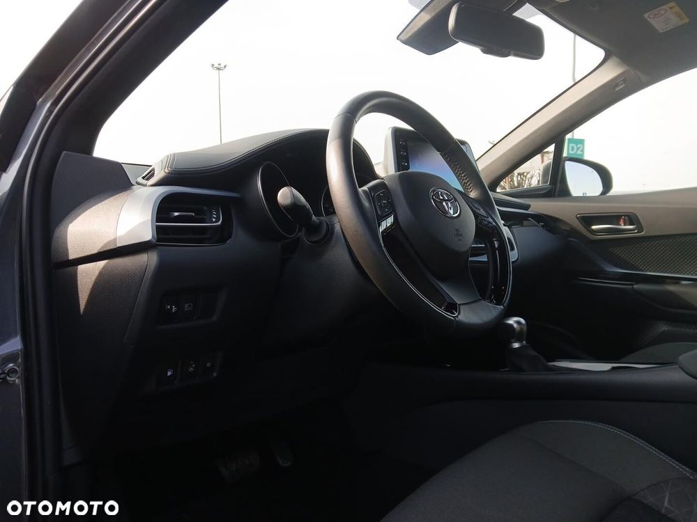 Toyota C-HR 2.0 Hybrid Style - 18