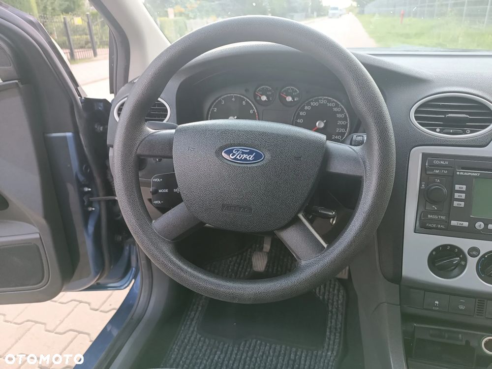 Ford Focus 1.6 Ti-VCT Fun - 23