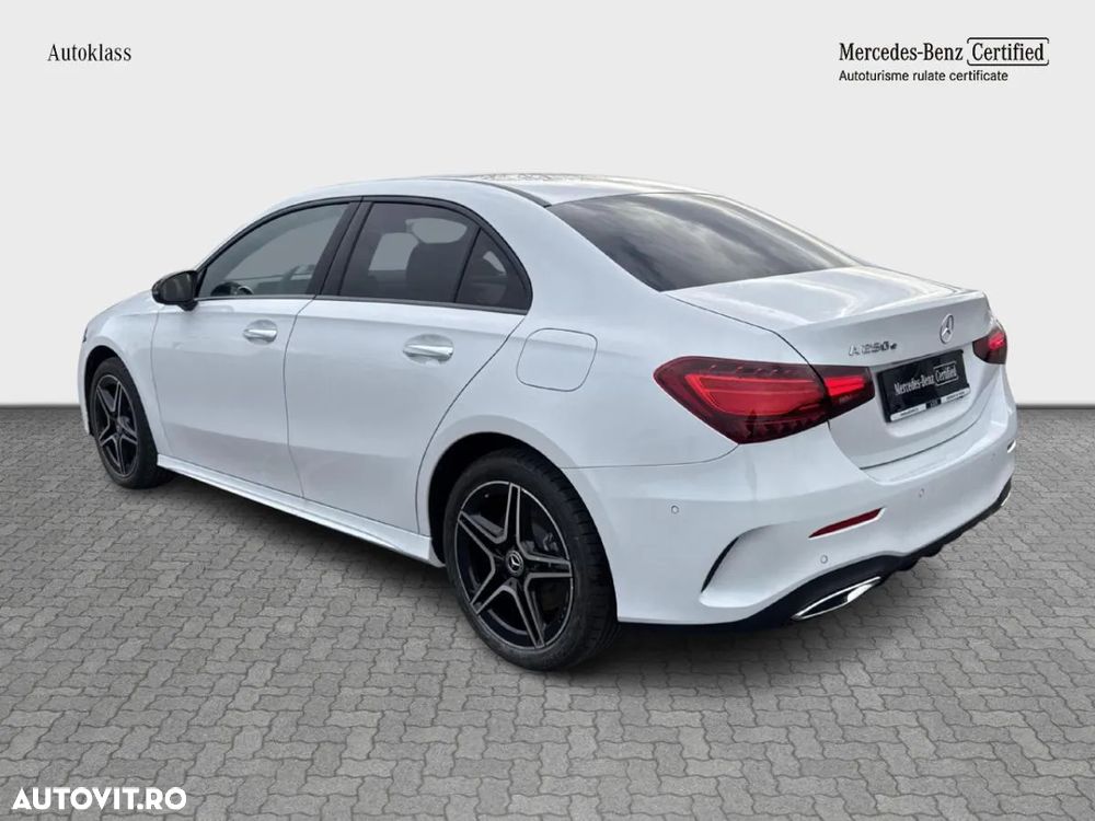 Mercedes-Benz A 250 e Aut. - 12