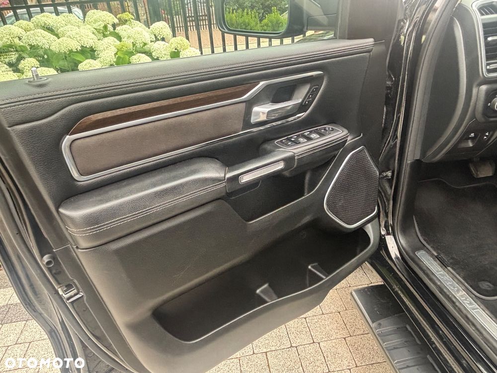 RAM 1500 Crew Cab Laramie - 21