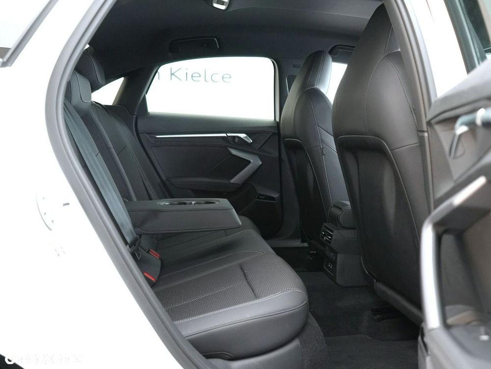 Audi A3 Limousine - 30