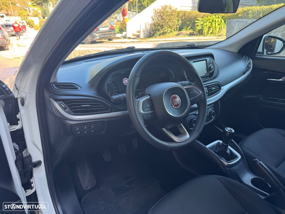 Fiat Tipo Station Wagon 1.3 M-Jet Easy - 9