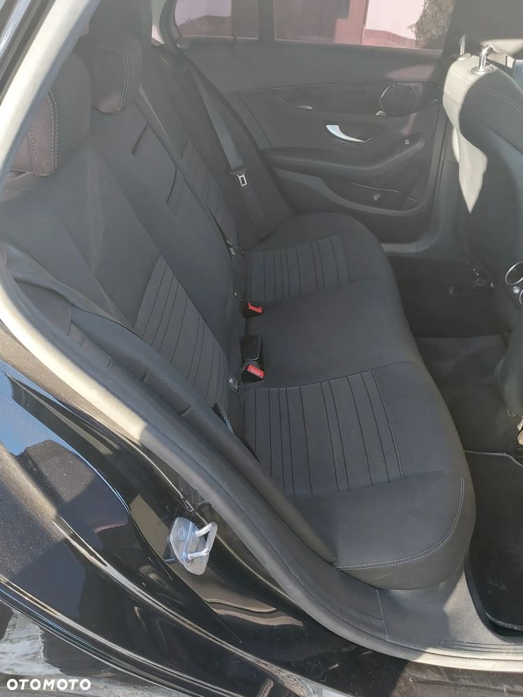 Mercedes-Benz Klasa C 200 d 9G-TRONIC Exclusive - 24