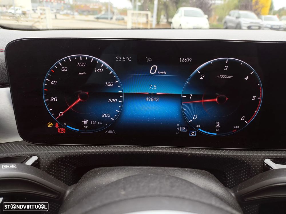 Mercedes-Benz CLA 180 d Shooting Brake AMG Line Aut. - 12