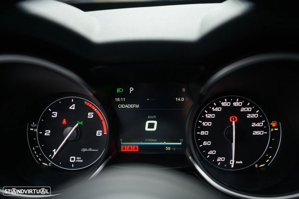 Alfa Romeo Stelvio 2.2 D Super AT8 Q4 - 28