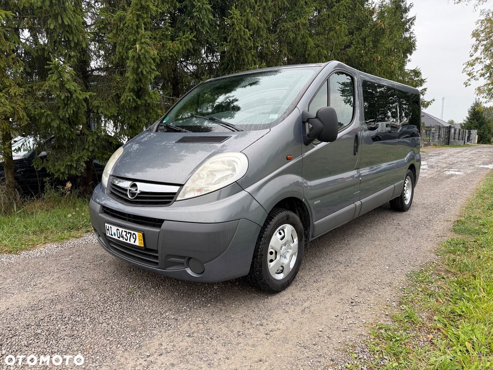 Opel Vivaro - 1